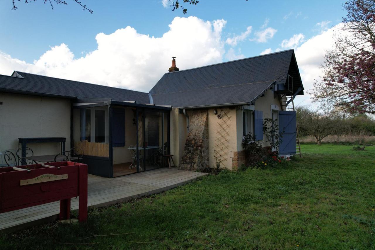 Le Gite Du Loir A Velo, Gite D'Etape, Backpacker Marçon Exterior foto