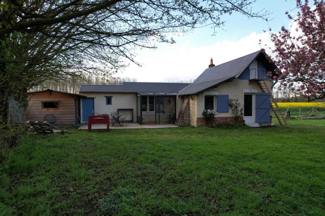 Le Gite Du Loir A Velo, Gite D'Etape, Backpacker Marçon Exterior foto