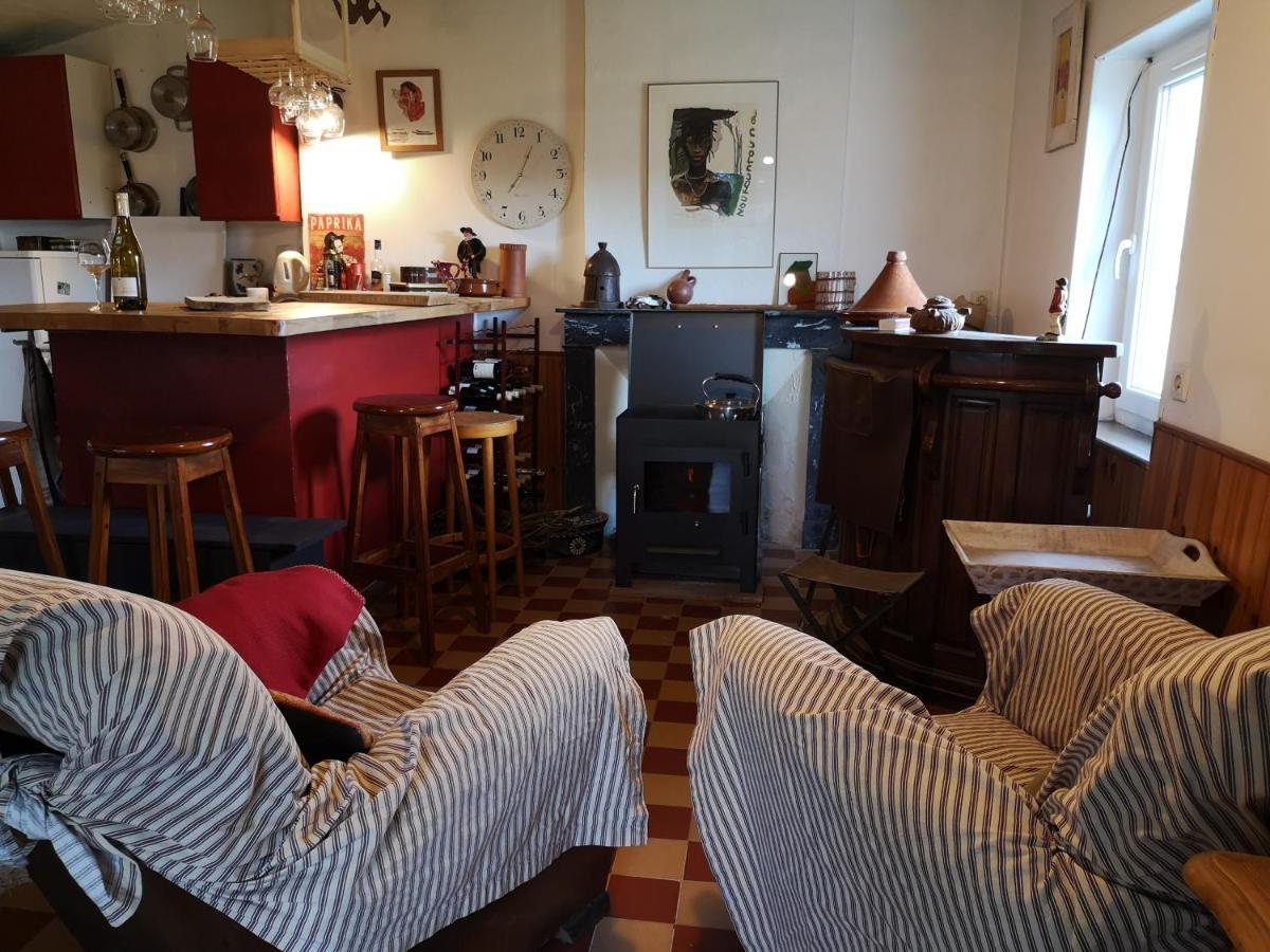 Le Gite Du Loir A Velo, Gite D'Etape, Backpacker Marçon Exterior foto